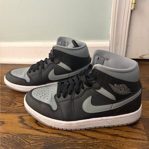 Air Jordan Black and Light Gray